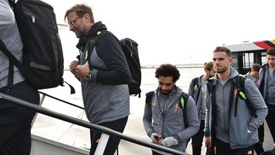 محمد صلاح يطير إلى البرتغال مع ليفربول لمواجهة بورتو (صور)