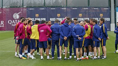 برشلونة كامل العدد في لقاء التتويج بالليجا أمام غرناطة