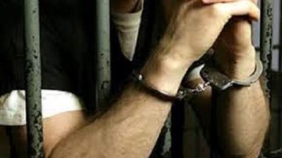 ضبط صاحب محل لحيازته سجائر مهربة جمركيا بالهرم