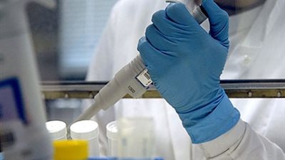 علماء يتوصلون إلى تحديد جين يساعد في علاج السرطان