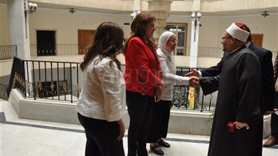 رئيس جامعة حلوان يستقبل مفتي الديار المصرية