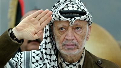 قيادي في فتح يكشف أسرارا جديدة بقضية وفاة ياسر عرفات