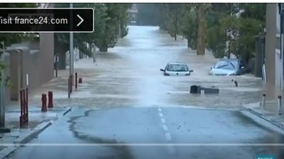 ارتفاع عدد ضحايا السيول لـ13 شخصا في فرنسا (فيديو)