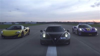 تنافس سيارات فيراري 488 بيستا وماكلارين 600LT وألفا روميو 4C | فيديو