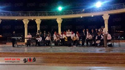 بالصور.. كورال ثقافة المنيا يشدو يوميا على المسرح الروماني