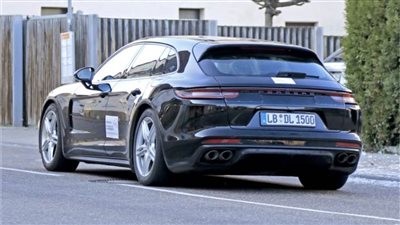 بورش تحدث سيارة باناميرا سبورت توريزمو طراز 2020