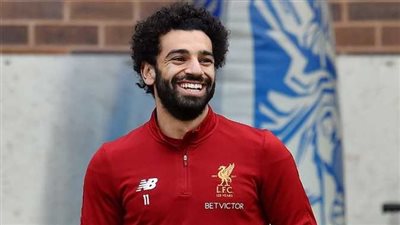 محمد صلاح يصل البرتغال مع ليفربول استعدادًا لمباراة دوري الأبطال