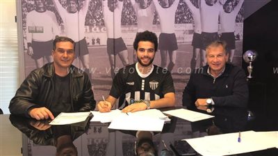 لاعب الزمالك السابق ينضم للدوري اليوناني| صور