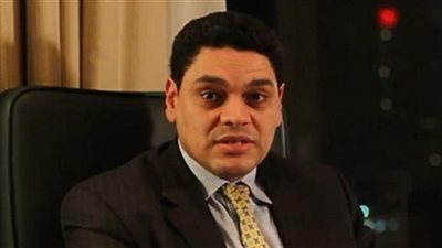 طالب مصري يخترع خلية لتوليد الكهرباء في الظلام