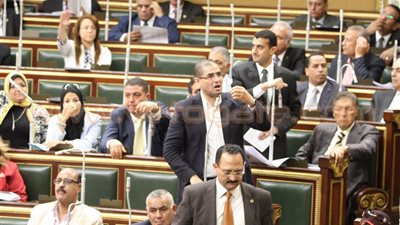 البرلمان يقر بحق الموظفين في التسوية أثناء الخدمة