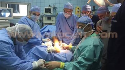 بالصورة.. محمد إبراهيم بغرفة العمليات