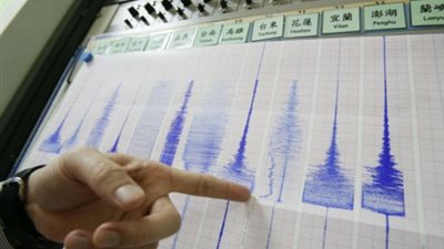 إيران تعلن تعطيل الدراسة غدا بكرمانشاه بعد الزلزال