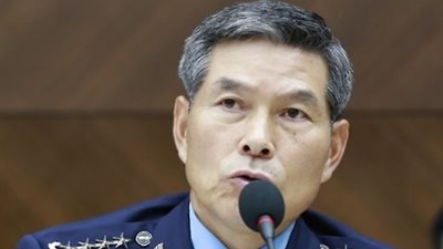 رئيس اركان الجيش الكوري يبحث مع نظيره الأمريكي تجربة بيونج يانج