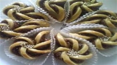 بالفيديو.. أسرع طريقة لعمل الكعك بالتمر