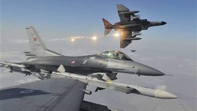 تركيا تشن غارات على العمال الكردستاني شمالي العراق