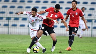 8 صور ترصد جدية لاعبي المنتخب الأوليمبي بودية الإمارات