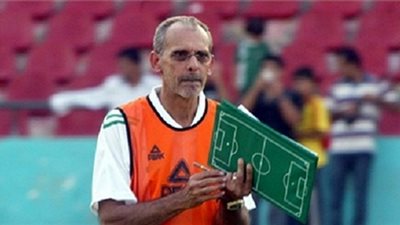 فييرا: الملعب هو الفيصل في مباراة سموحة والأهلي بالكأس