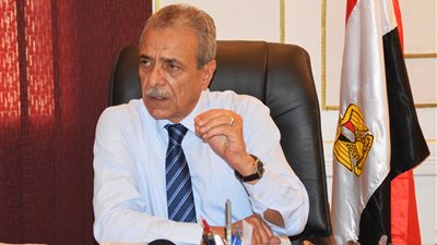 محافظ المنيا يكرم 400 من حفظة القرآن الكريم بمركز ديرمواس