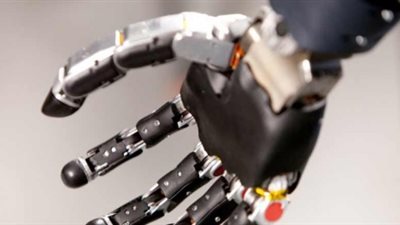 نجاح اختبارات لزراعة روبوت داخل المخ يتحكم في الجسم والكمبيوتر