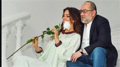 امرأة هزت عرش ماليزيا.. قصة «حب ملكى» دمره مقطع فيديو إباحى