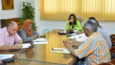 محافظ دمياط تتابع الخطة الزمنية لتنفيذ مشروعات مياه الشرب بالقرى