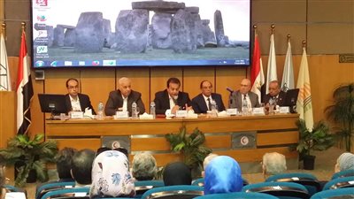 «عبد الغفار»: وزارة التعليم لها دور في الدفاع عن قانون المستشفيات