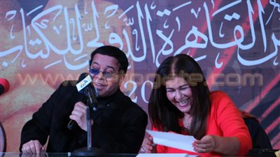 بالصور.. أحمد آدم يناقش «مشوار نجم» في معرض الكتاب