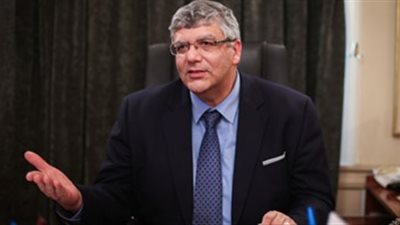 وزير التعليم العالي يتابع خطط الجامعات في تطوير العشوائيات