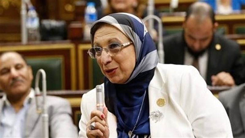  الدكتورة ايناس عبد