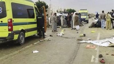 مصرع شخص وإصابة 5 آخرين في حادث تصادم بالبحيرة