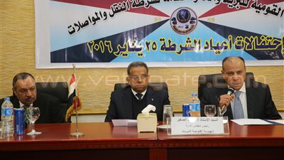 البريد يكرم 31 قيادة شرطية في ذكرى أعياد الداخلية