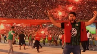 فرحة هيسترية بملعب 5 يوليو في الجزائر بعد التتويج بكأس أفريقيا (فيديو)