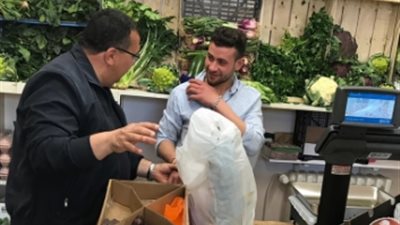 القوى العاملة تشارك المصريين بإيطاليا افتتاح أعمالهم التجارية الخاصة (صور)