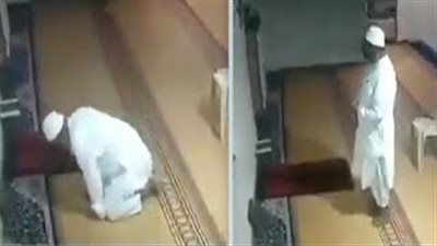 لحظة وفاة رجل أثناء أداء الصلاة داخل المسجد (فيديو)