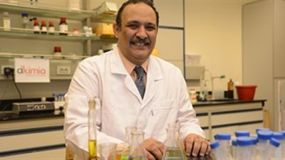 «عزازي»: لابد من تعليم طلاب الجامعات الابتكار