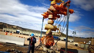 6 وثائق لتأمين عمليات التنقيب والحفر واستخراج البترول.. تعرف عليها