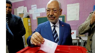 الغنوشي زعيم النهضة الإسلامية يخوض الانتخابات البرلمانية في تونس