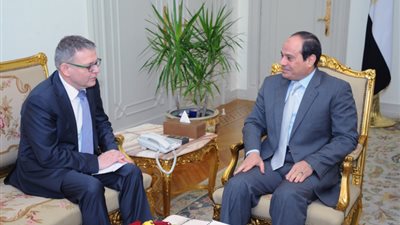 السيسي يبحث تعزيز السياحة التشيكية لمصر وزيادة التبادل التجاري