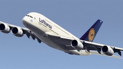 مطار القاهرة يستقبل أولى طائرات 