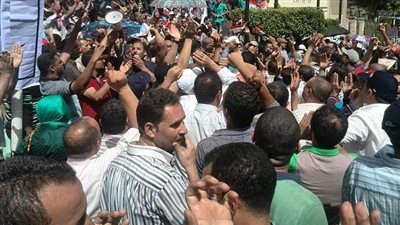 العاملون بالضرائب يطالبون بنشر رفض قانون الخدمة في الجريدة الرسمية