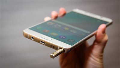 «سامسونج» تطرح هاتف Galaxy Note 5 مجانا