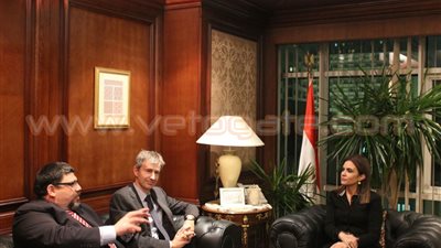 وزيرة التعاون الدولي تبحث تعزيز العلاقات مع السفير السويسري