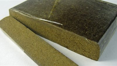 الاستماع لمجري التحريات في ضبط أب ونجله بتهمة الإتجار في الحشيش بعين شمس