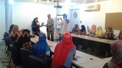 بالصور .. تقرير: 982 ألف أمي في أسيوط