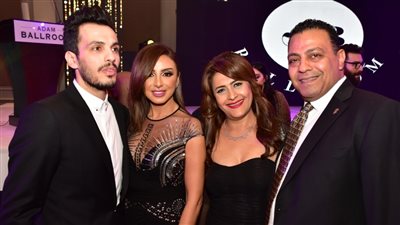 تكريم أنغام والشرنوبي وكارمن سليمان وياسمين علي في حفل 