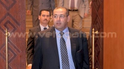 «سالمان» يدعو الروس لتطوير شركات قطاع الأعمال العام في مصر