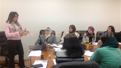 «المالية» تستضيف طلبة «اقتصاد» الجامعة الأمريكية