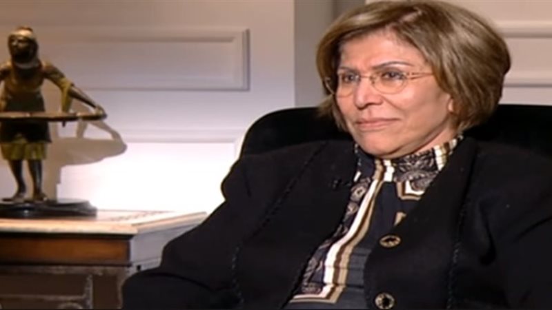 الكاتبة الصحفية فريدة