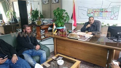 نائبا «النور» بالإسكندرية يلتقيان رئيس جهاز برج العرب