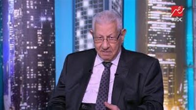 مكرم لسفير بريطانيا: سياستكم غامضة ولا نحتاج اعتذارا عن وقف الرحلات الجوية